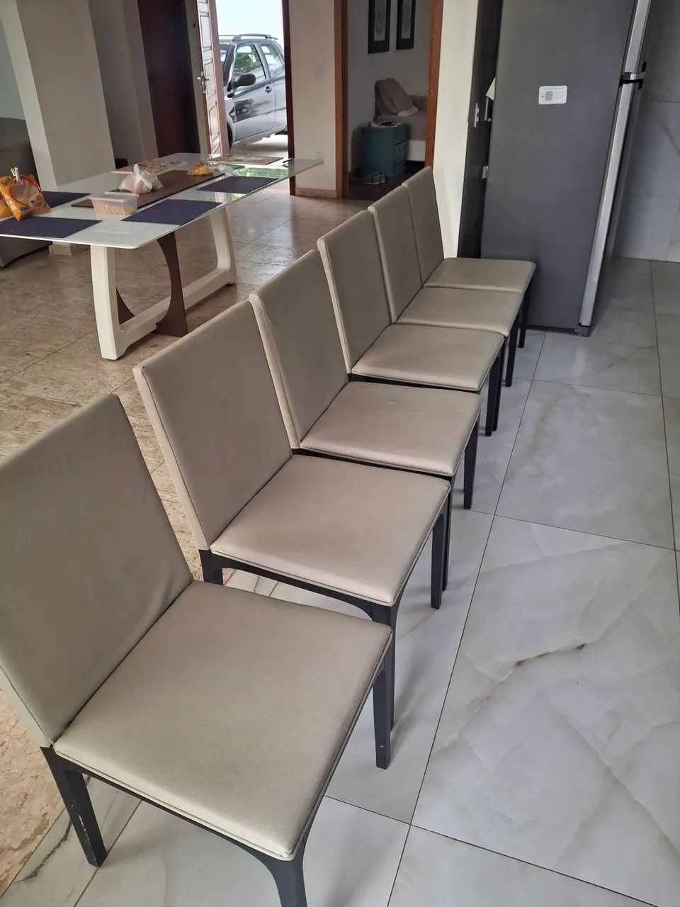 Mesa com 6 cadeiras - Foto 3