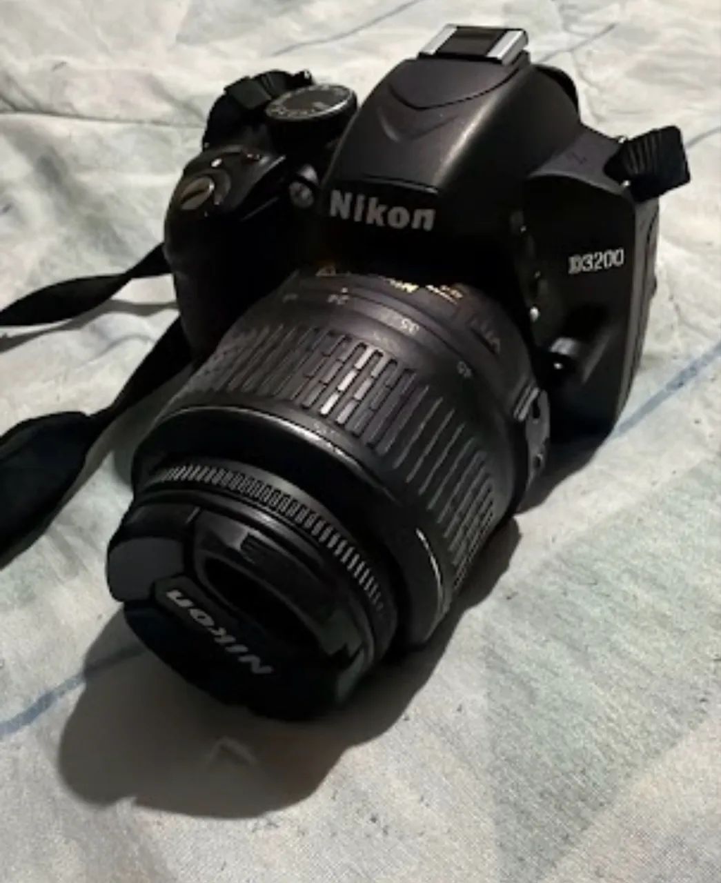 Câmera Nikon D 3200