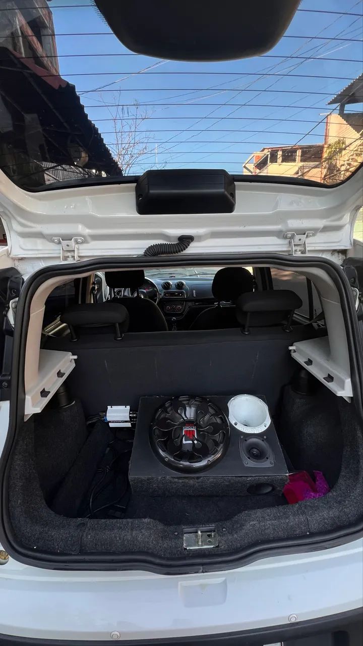 Fiat Uno Sporting 1.4 EVO Fire Flex 8V 4P 2014 - Foto 2