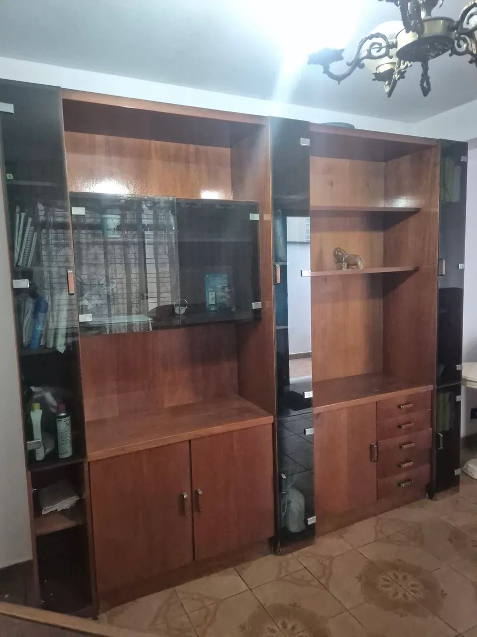 ESTANTE PARA SALA