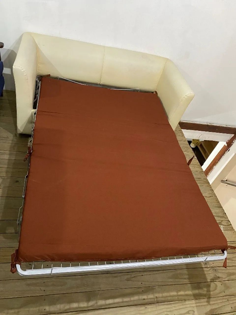 Sofá com cama de ferro  - Foto 2