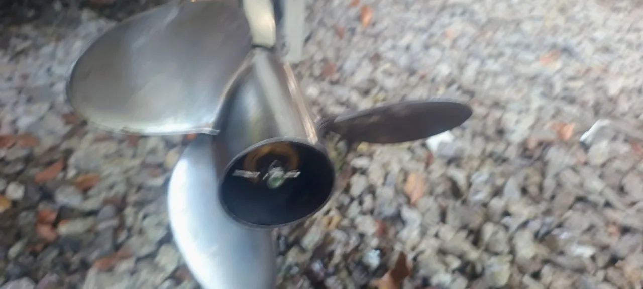 BOTE ZEFIR 5 M  M 115 HP - Foto 6