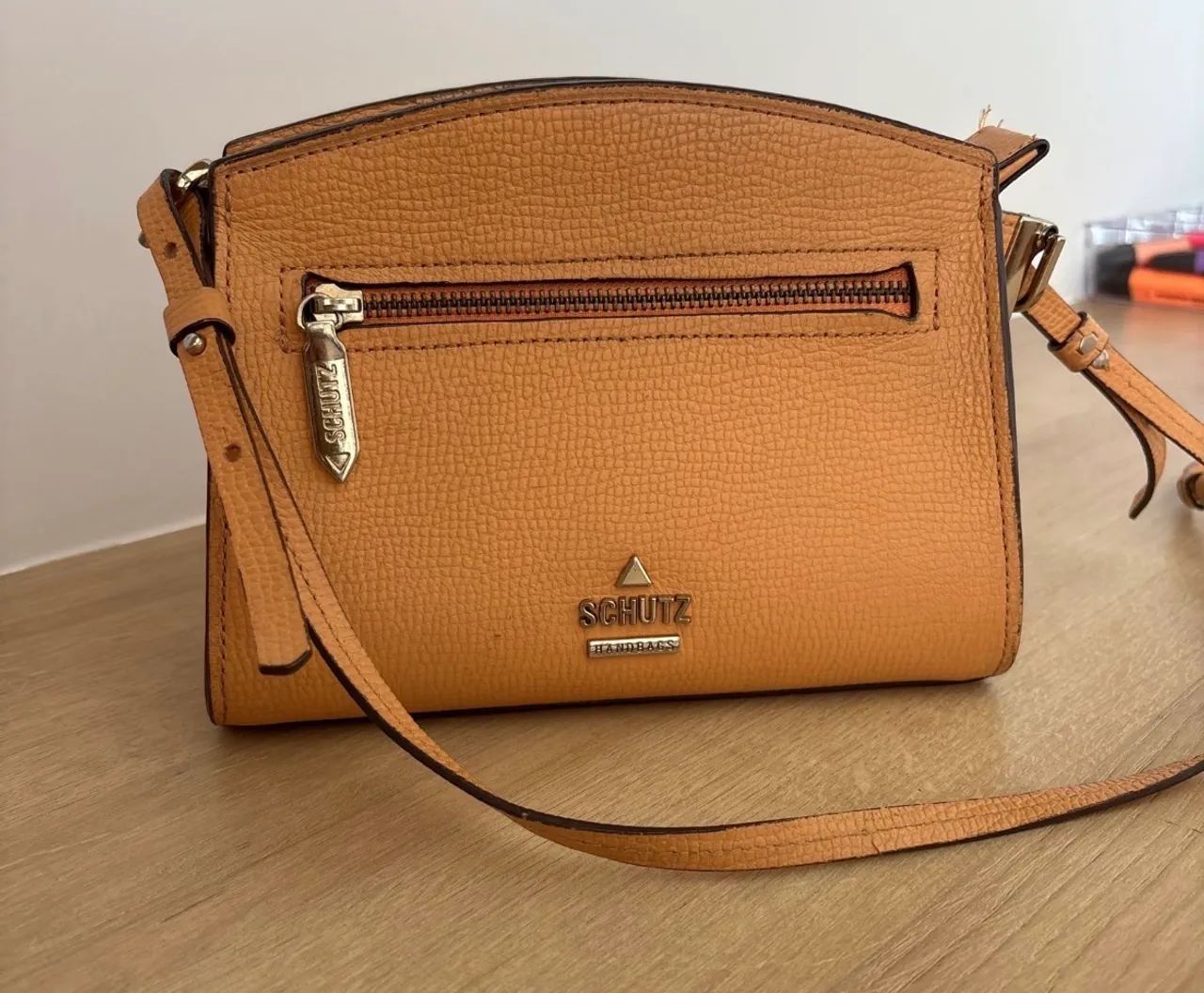 Bolsa tiracolo Schutz couro  - Foto 2