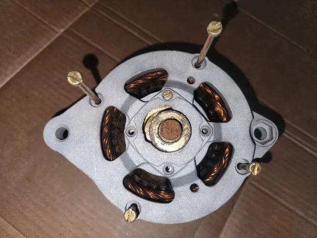 Alternador Uno / Prêmio / Elba para restauração - Foto 2