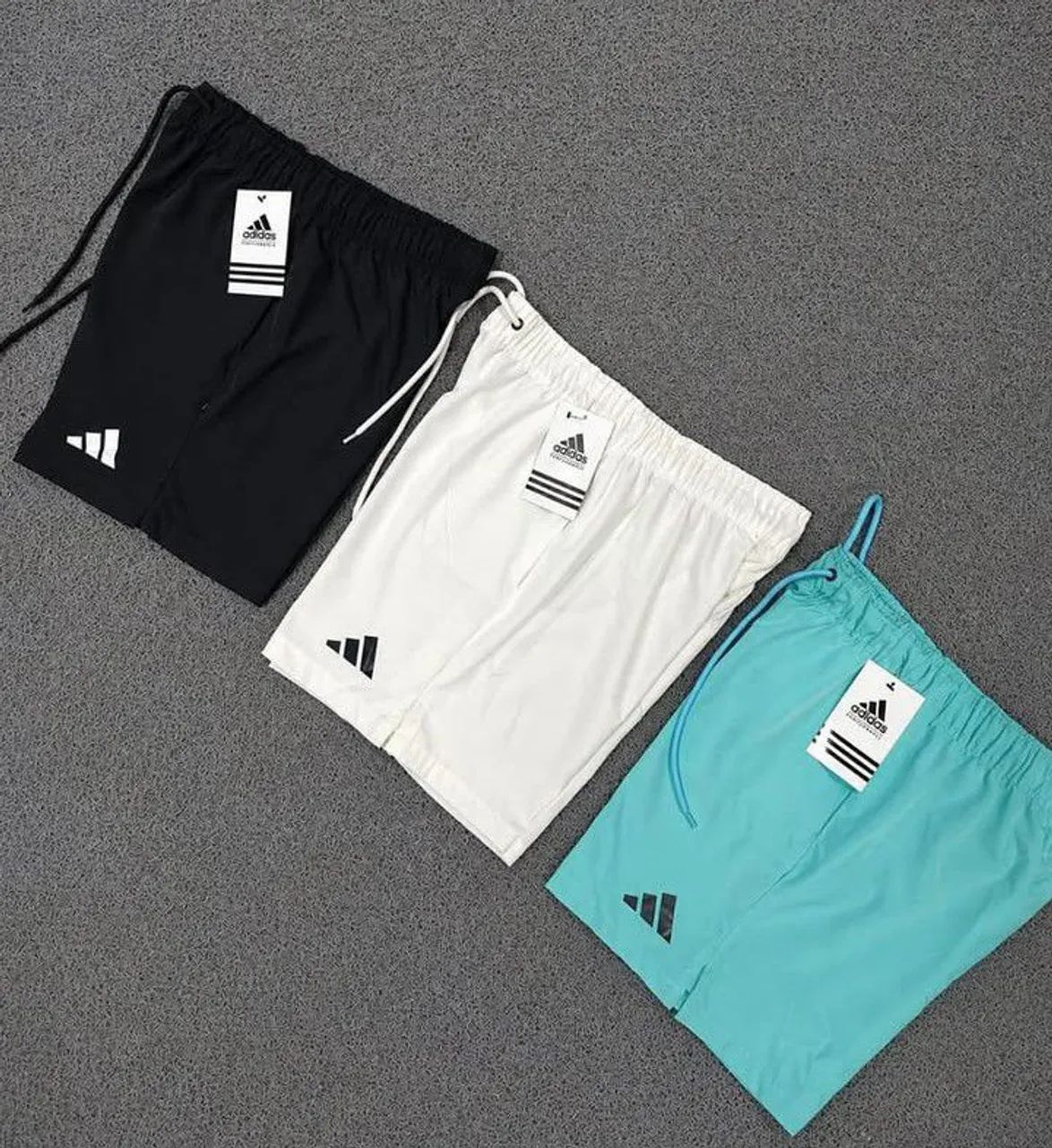 Coleção de calção da Adidas 
