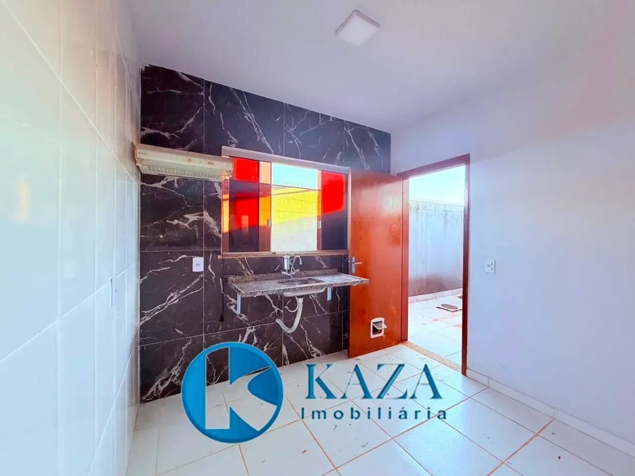 CASA COM DOIS QUARTOS NO PARUE ARARUAMA - Foto 5