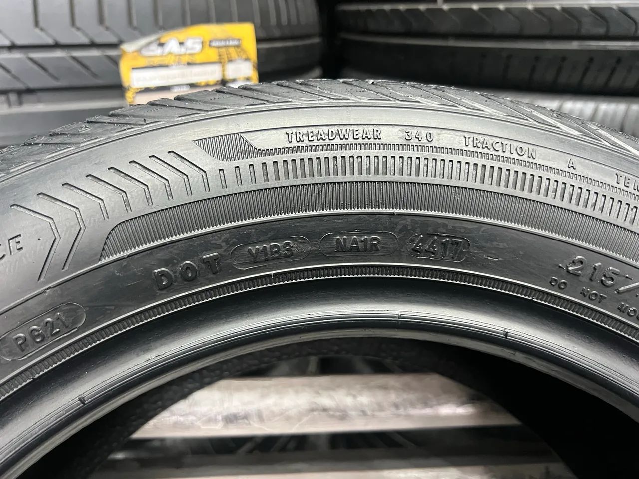 Jogo de Pneus 215/55/16 Goodyear EfficientGrip / Pneu 215/55R16 Goodyear  - Foto 8