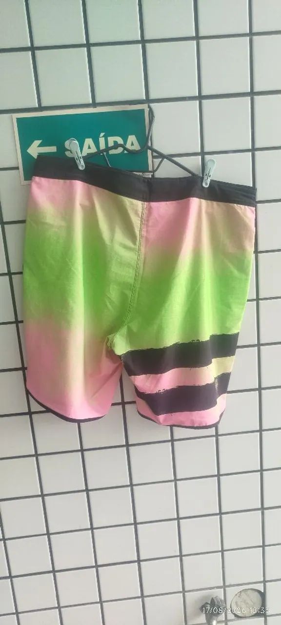 Bermuda Hurley  - Foto 2