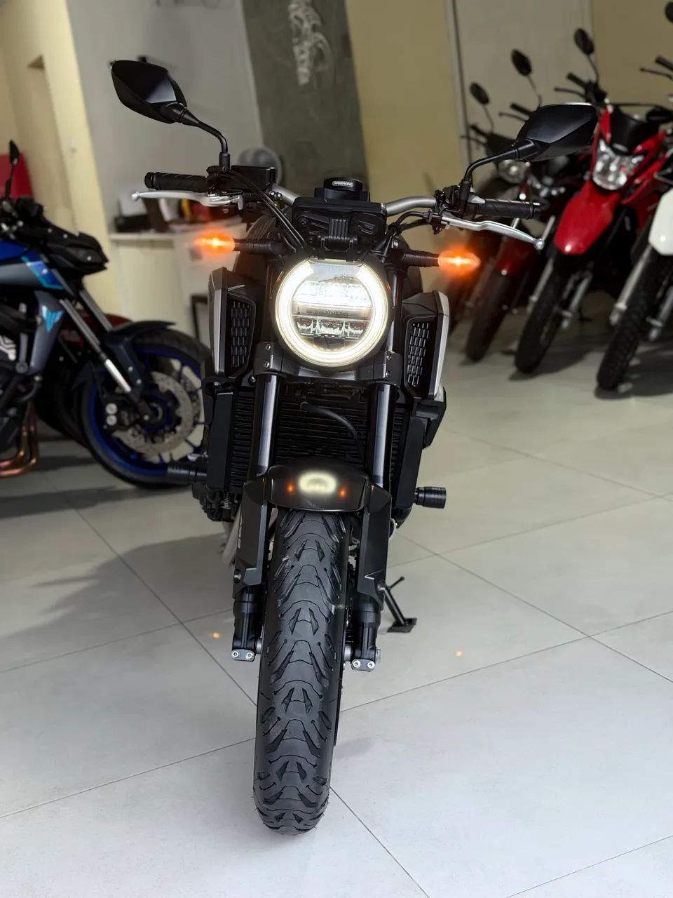 CB 650R  - Foto 5