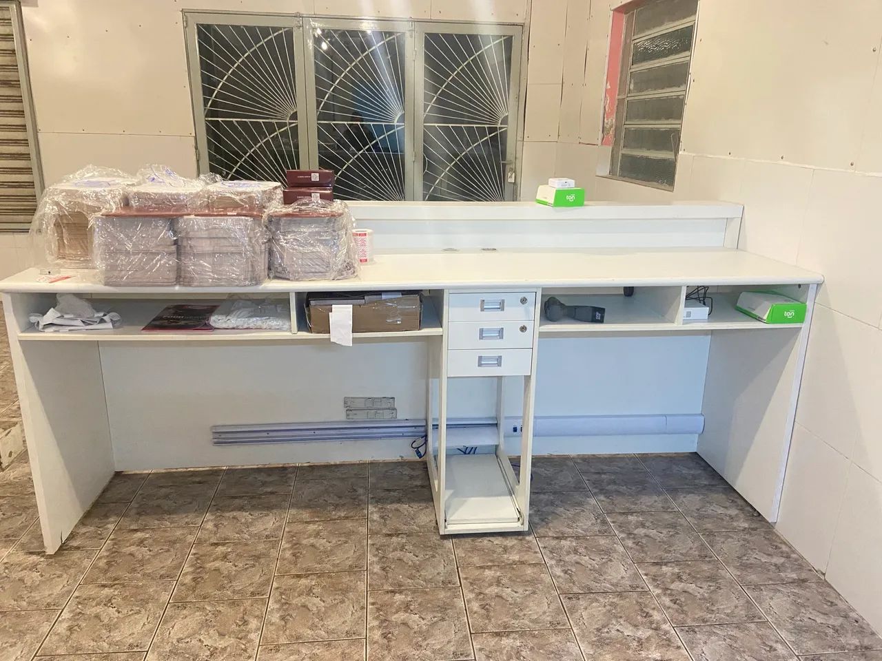 Móvel para comércio 