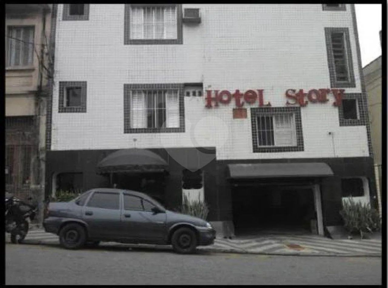 Prédio inteiro com 42 quartos à venda em Bela vista - SP