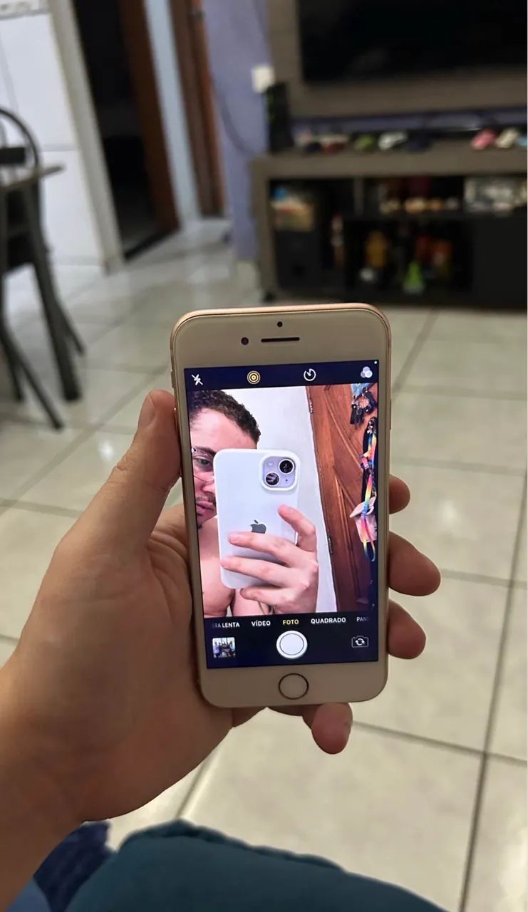Iphone 8 64g leia a descrição - Foto 4