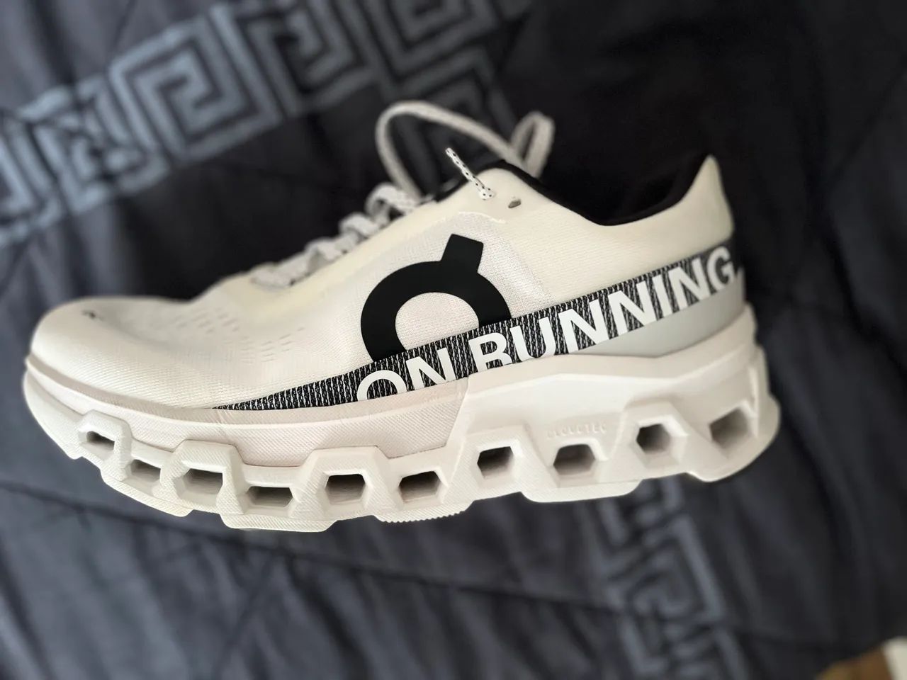 On Running Cloudmonster 2