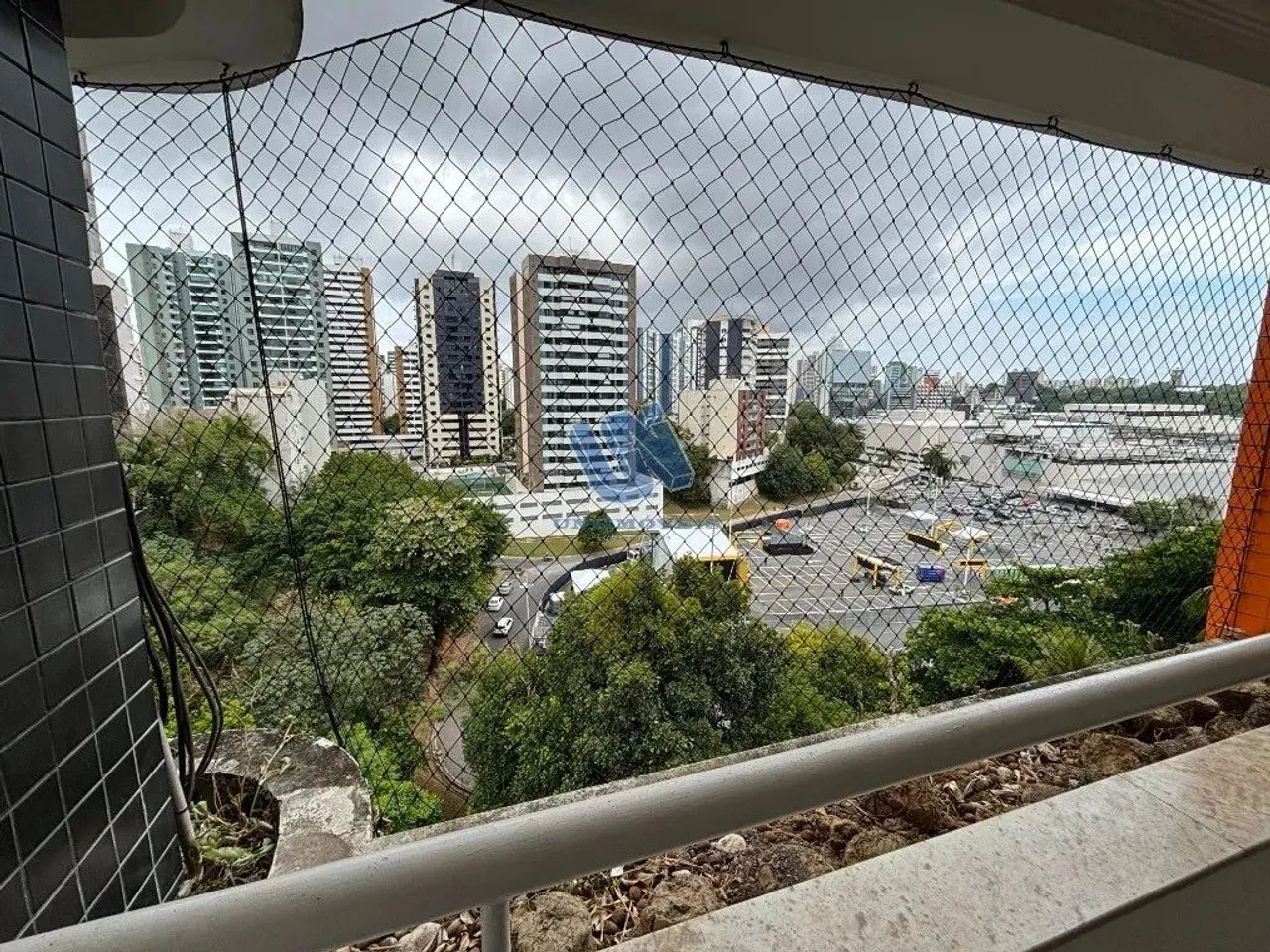 Apartamento quarto e sala com varanda 50m² no Caminho das Arvores - Foto 11