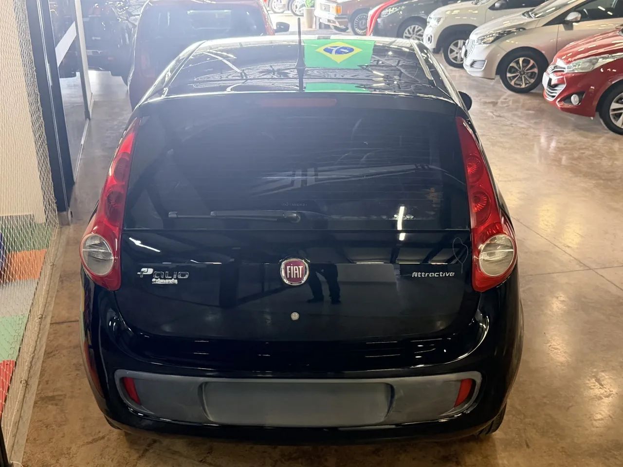 Fiat Palio Attractive 1.0 EVO Fire Flex 8V 5P 2013 - Foto 5