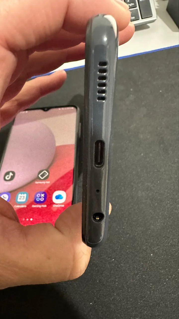 Samsung A13 128gb bem conservado - Foto 2
