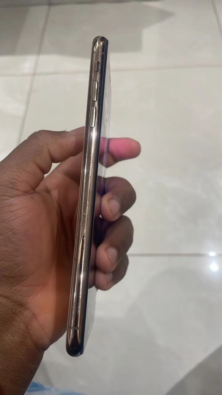 iPhone XS Max 64GB 77% de bateria  - Foto 3