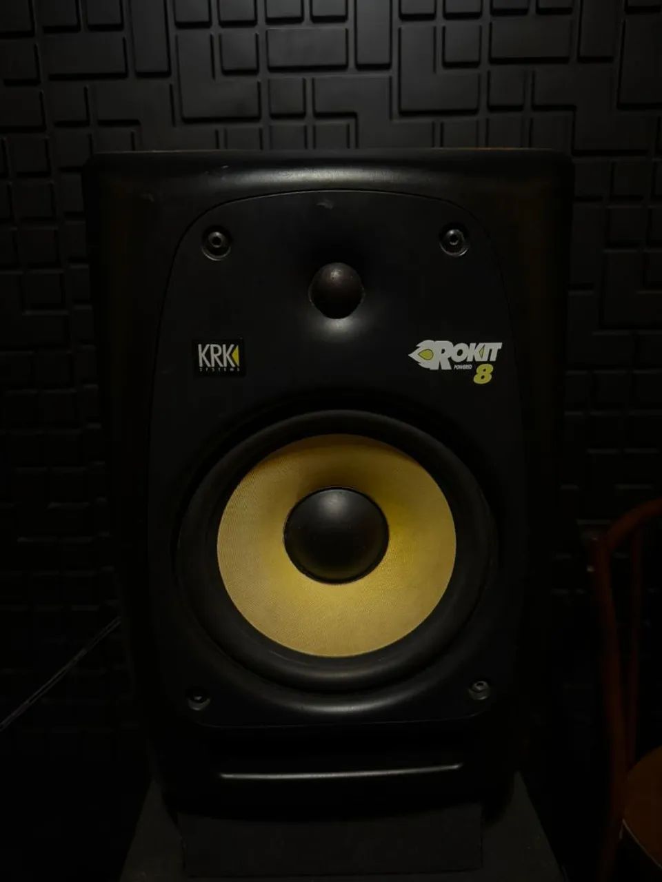 Monitor KRK 8