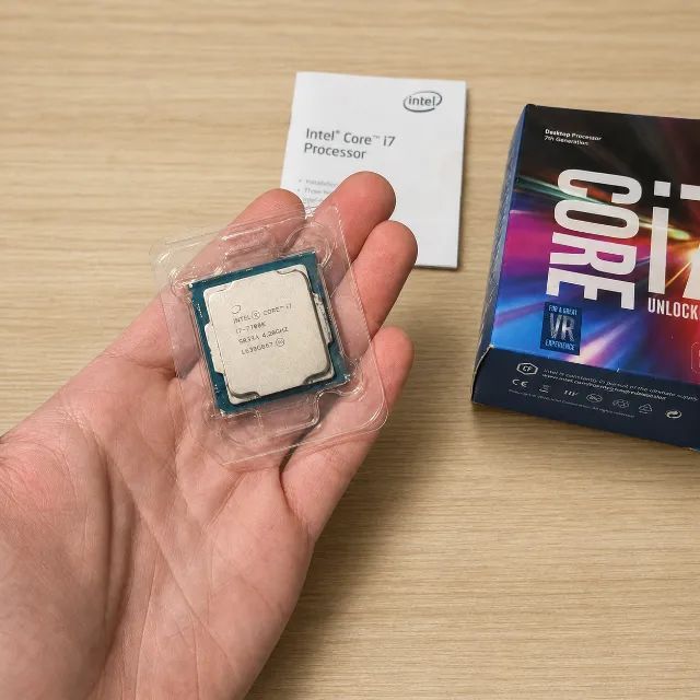 Intel Core i7-7700K 4.2GHz LGA1151 + Caixa e Manual - Foto 3