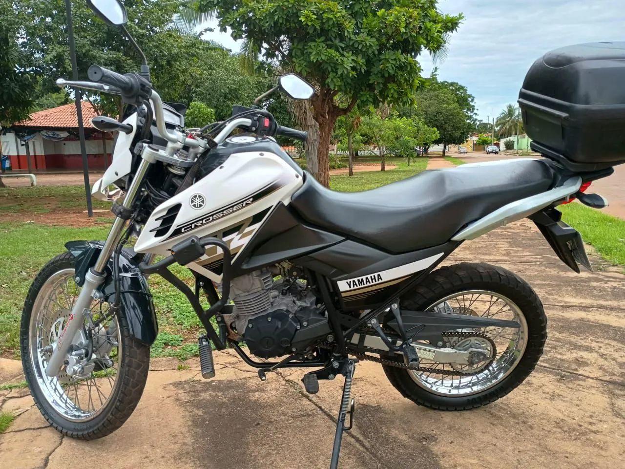 Vendo XT Cross  - Foto 2