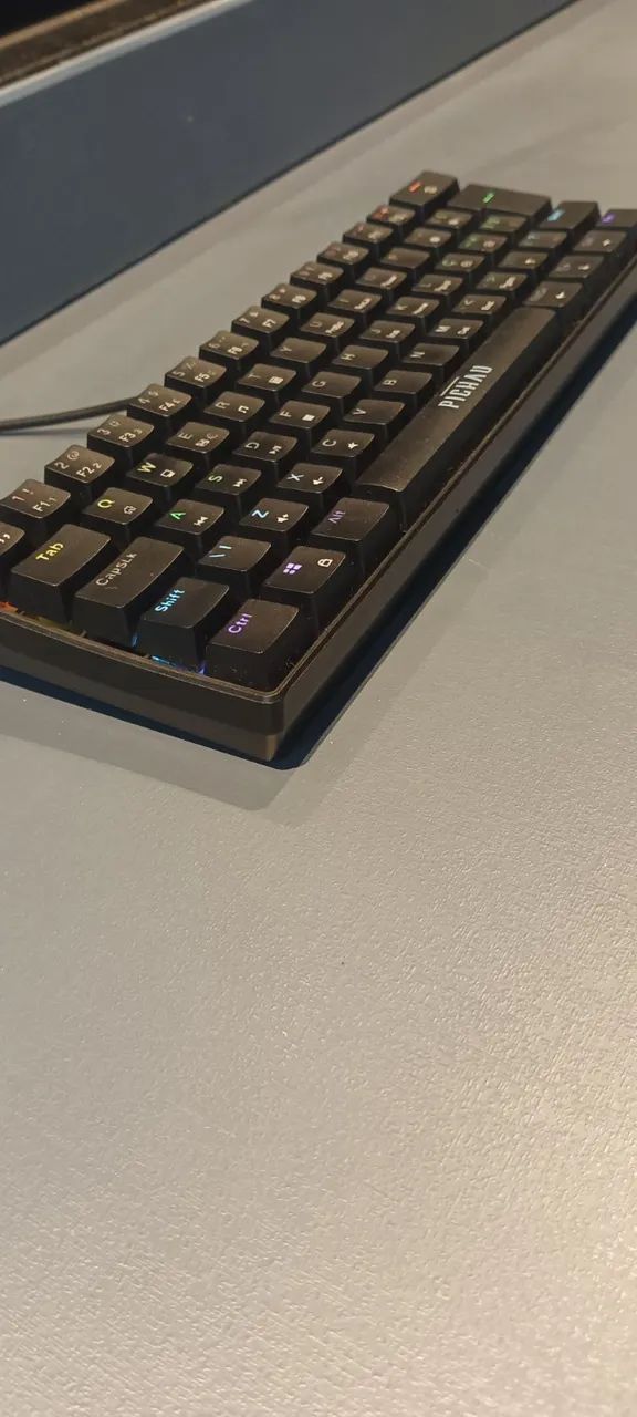 Kit netuno L Teclado mecânico Pichau switch red e mouse Pichau 