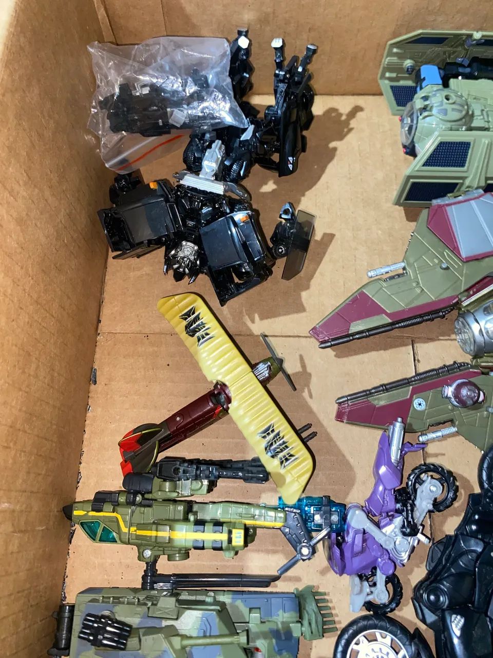 Transformers - Coleção Autobots e Decepticons - Foto 4