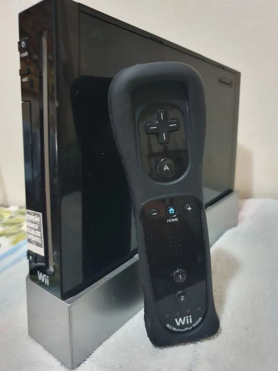 Console Nintendo Wii Black Piano completo com todos os acessórios