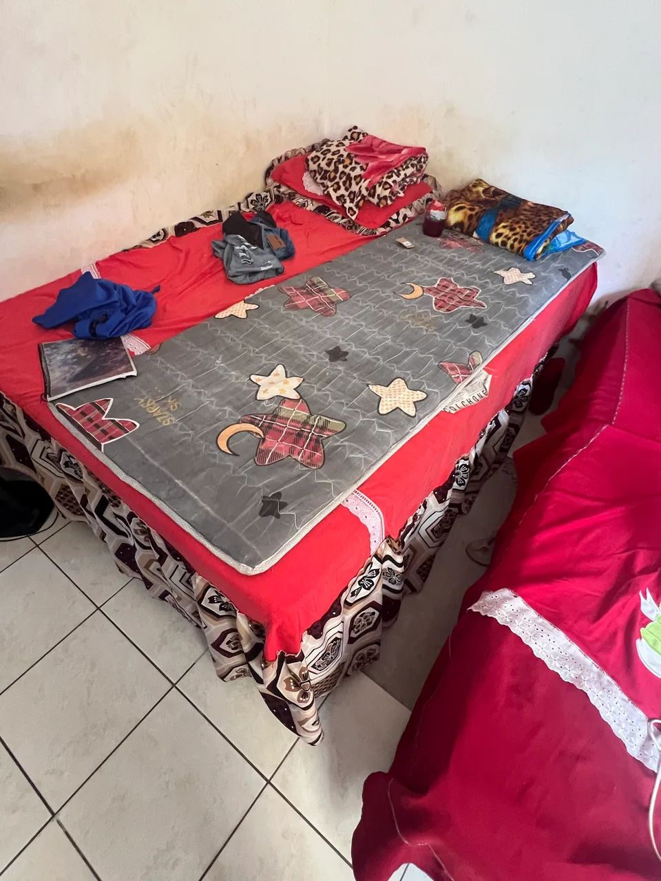 Vendo cama e guarda-roupa usados  - Foto 4