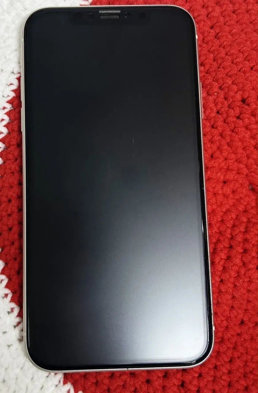 Vendo IPHONE 11 64GB Branco com caixa