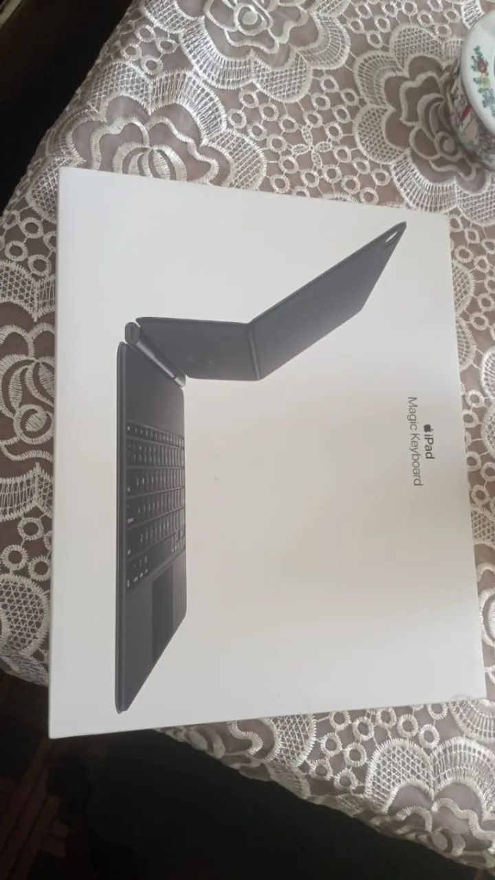 iPad Magic Keyboard Apple  - Foto 2