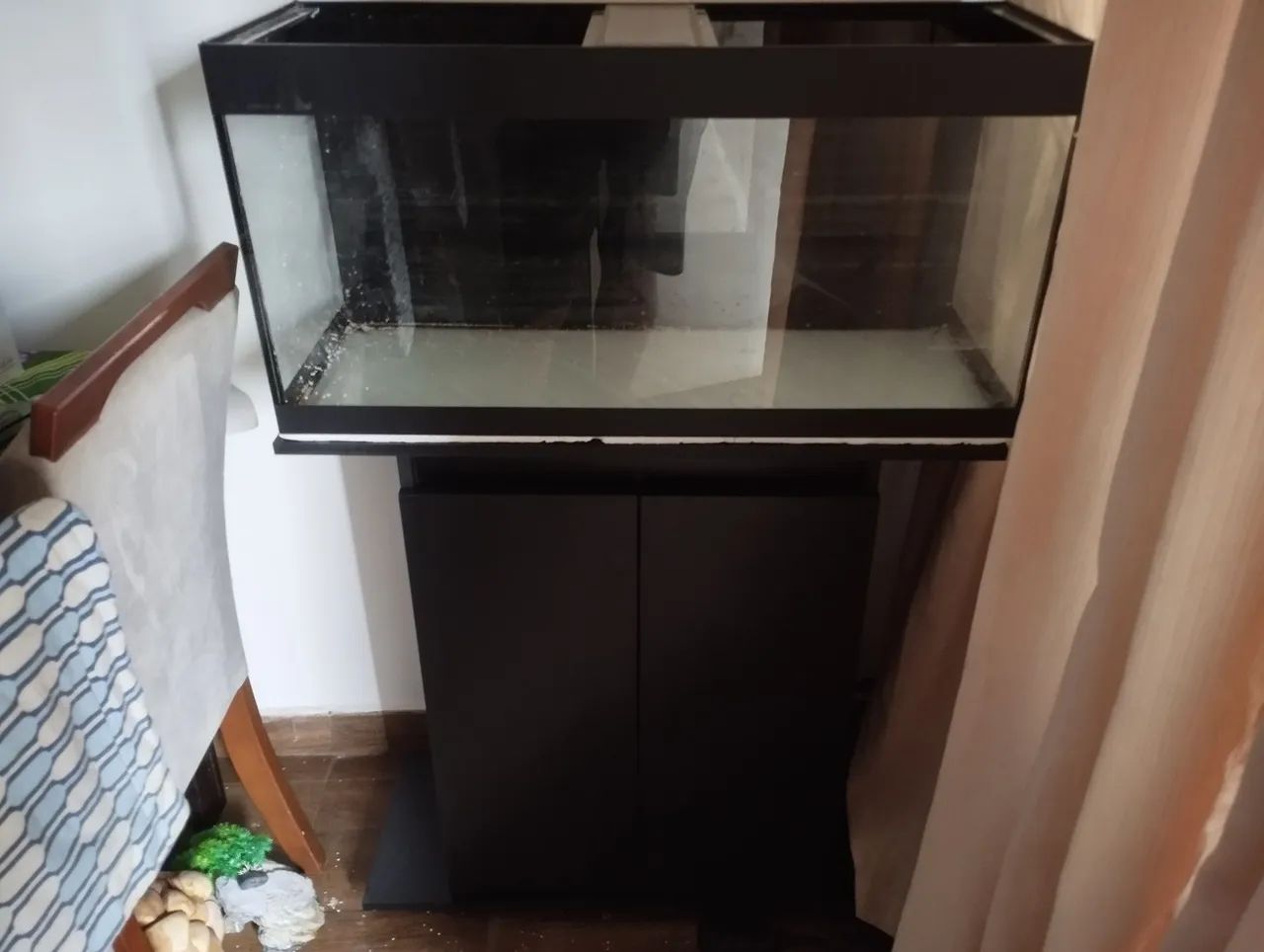 Aquário de 100 litros com móvel  - Foto 4