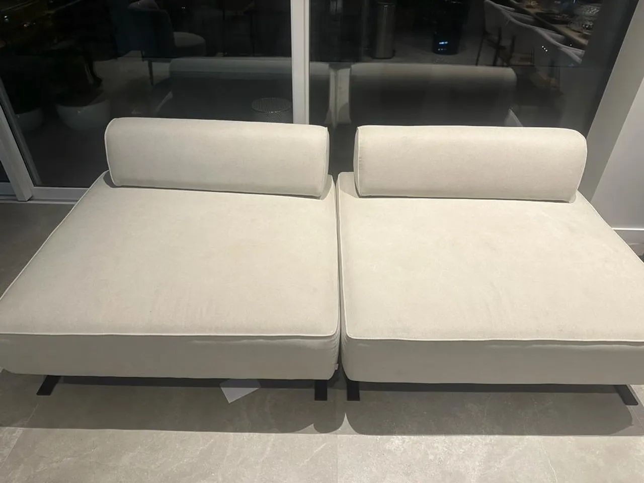 Sofa ilha beiramar. Pé em metal,  - Foto 4