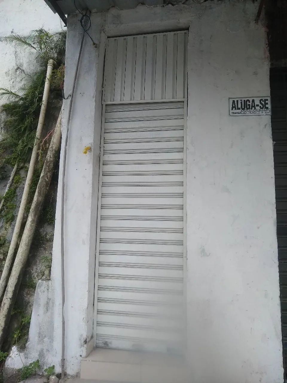 Porta de correr pouco tempo de uso 