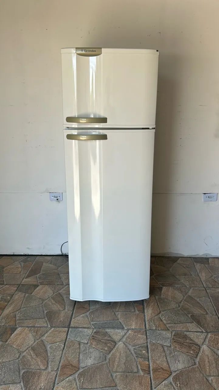 Geladeira Electrolux - Gelo seco 
