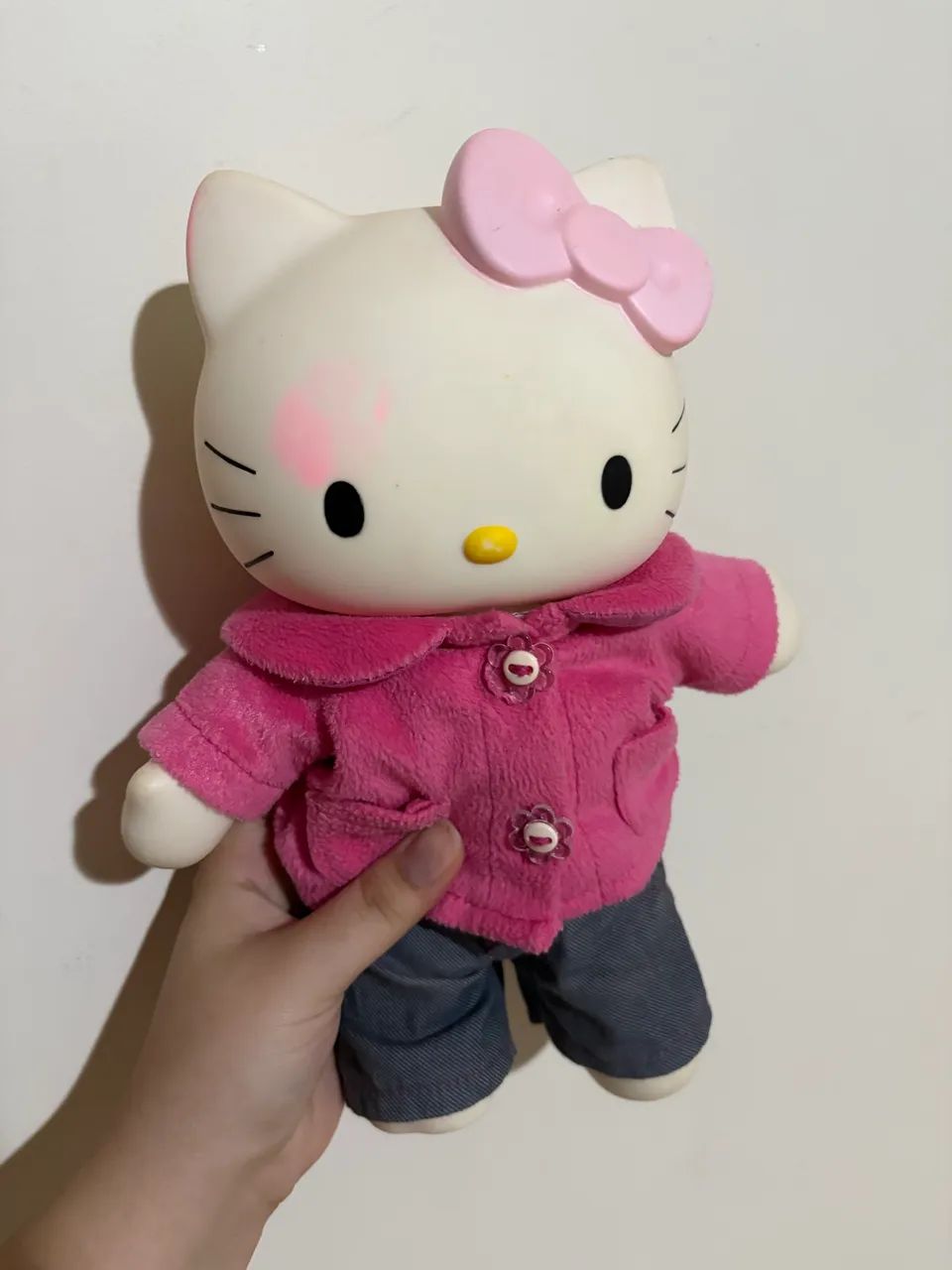 Hello Kitty boneca anos 2000 