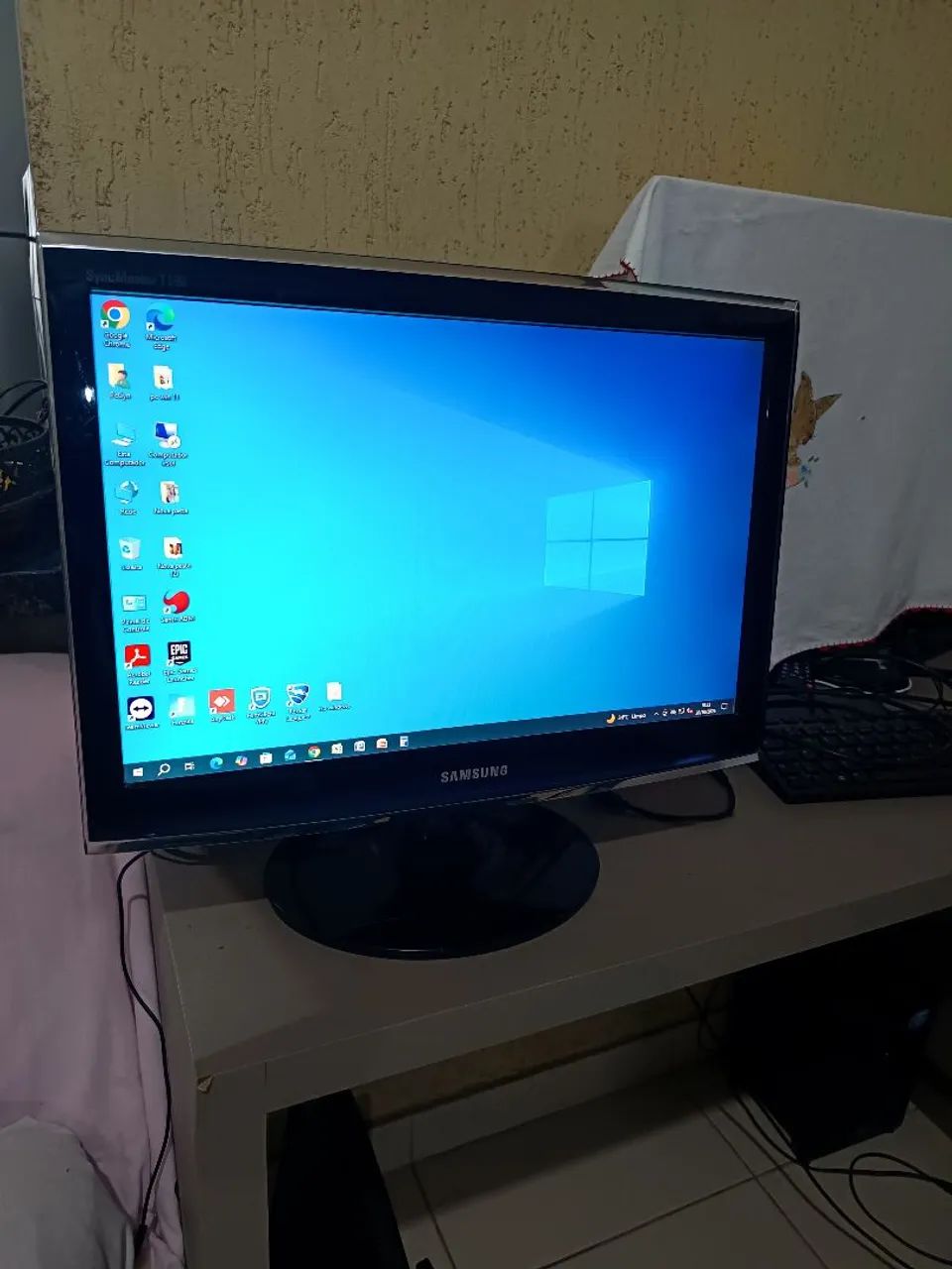 Monitor Samsung de 19 polegadas 