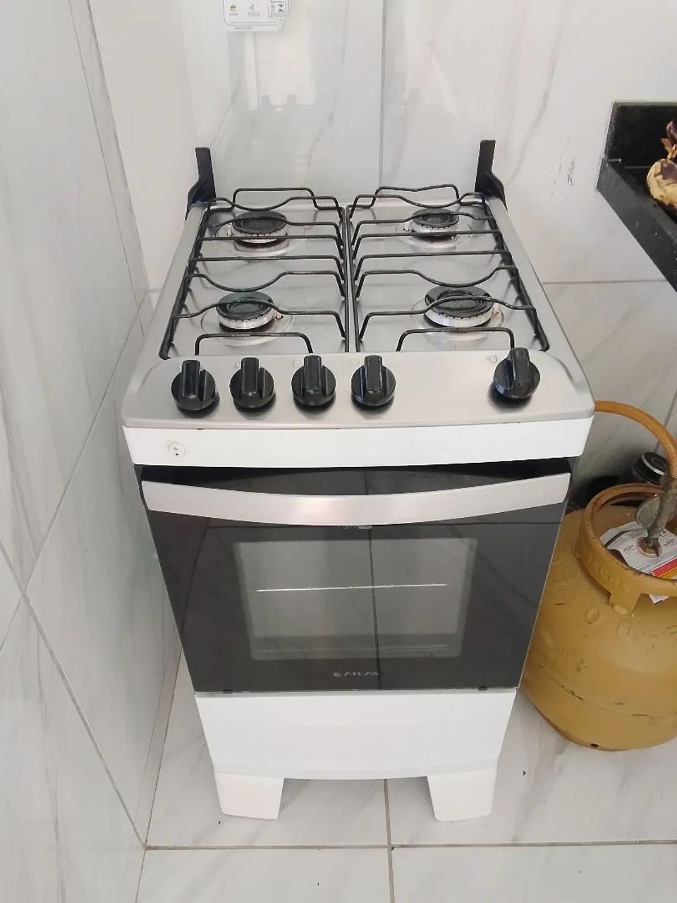 Fogão 4 bocas eletrônica 3 meses de uso - Foto 4