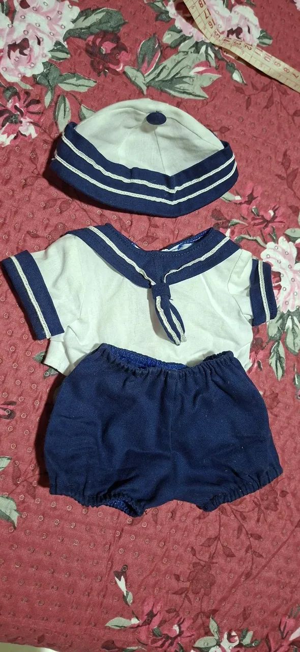 Boneco manequinho da estrela  roupinha 