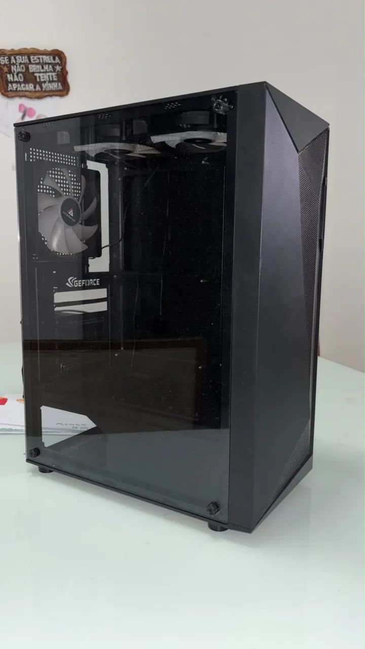 Gabinete gamer com 6 fans