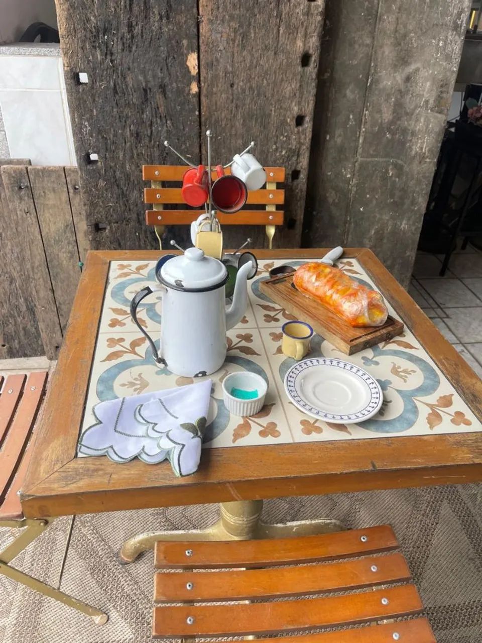 Conjunto Vintage mesa e 4 cadeiras  - Foto 2