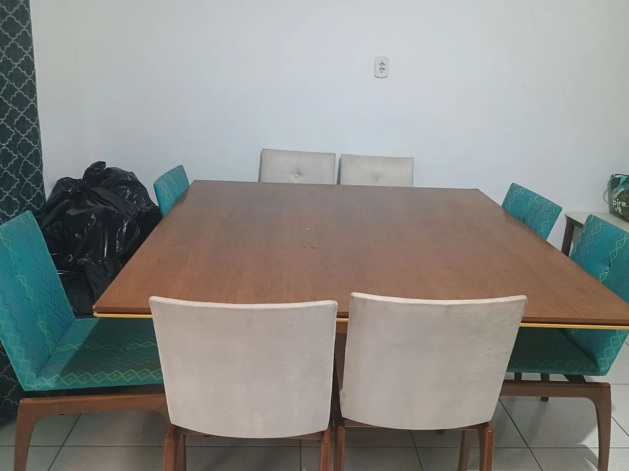 MESA COM 8 CADEIRAS  - Foto 4