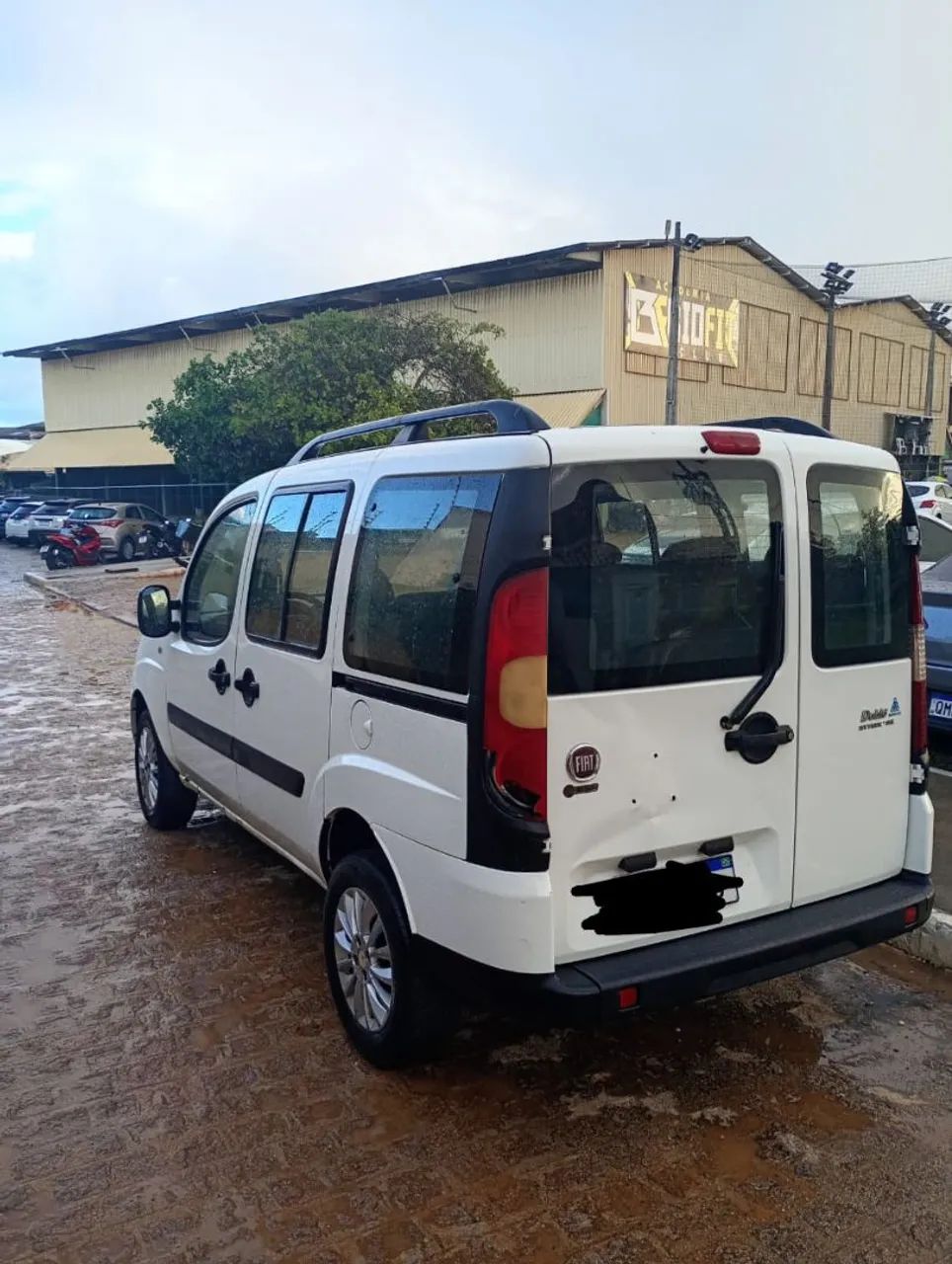 Fiat Doblo Attractive 1.4 Fire Flex 8V 5P 2013 - Foto 3