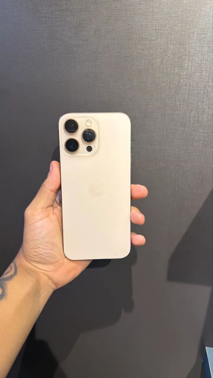iPhone 16 pro max  - Foto 2