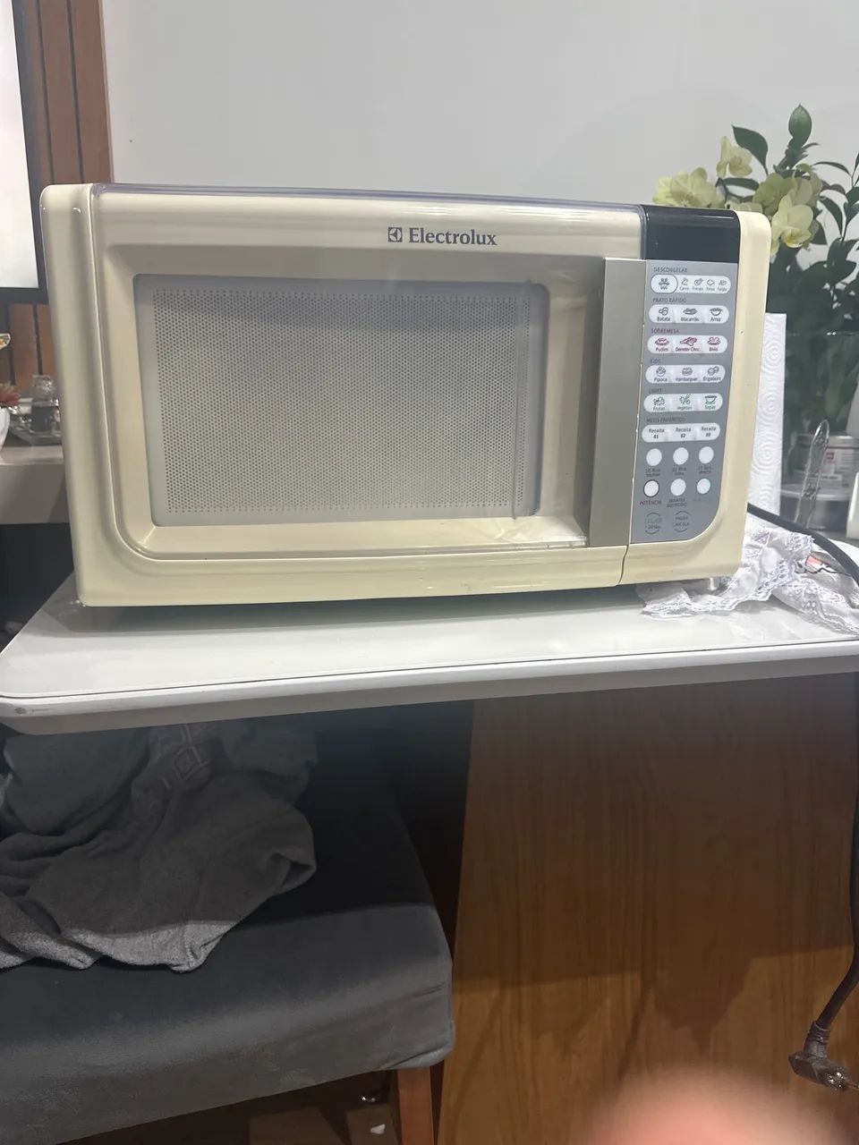 Microondas 31 litros Eletrolux