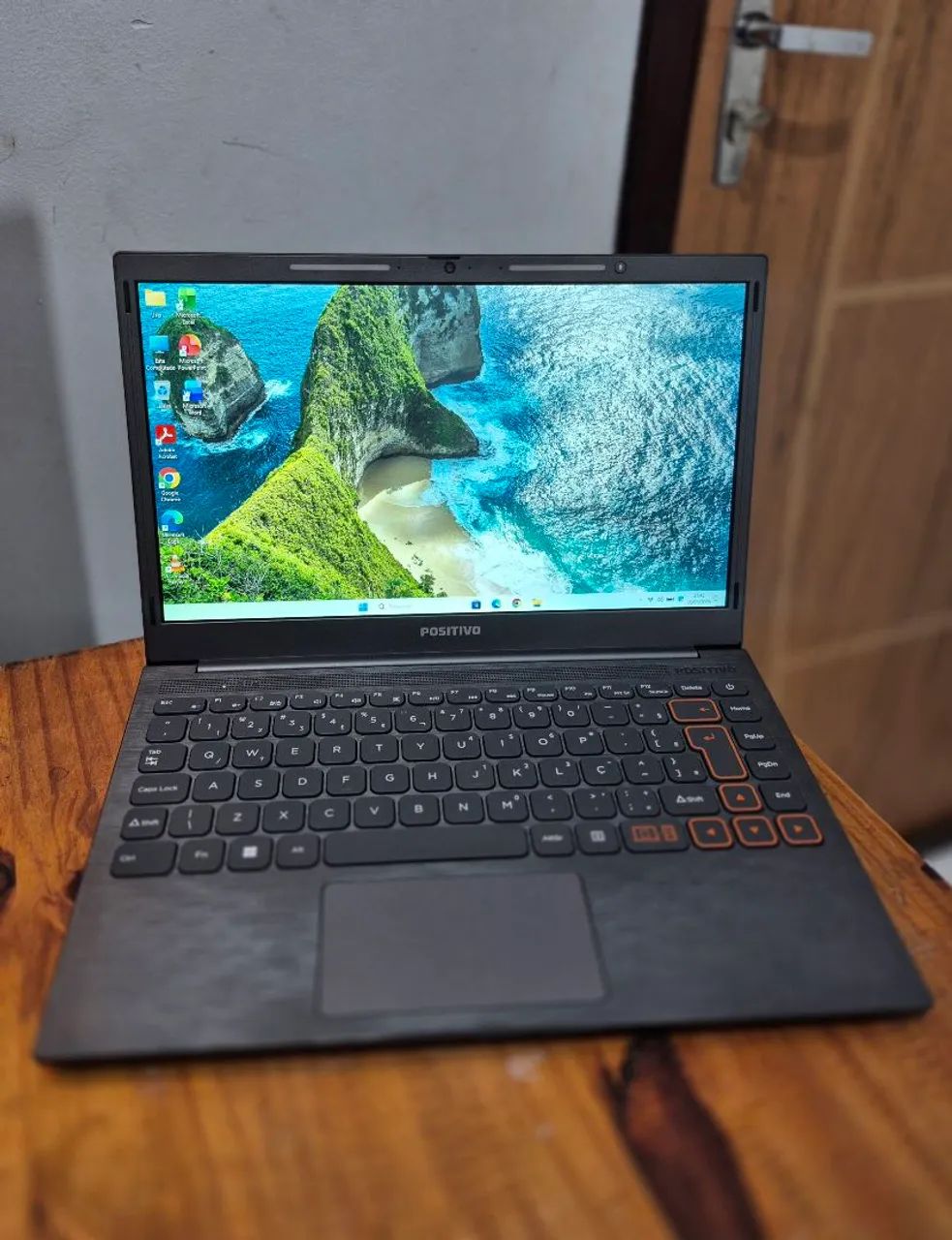 NOTEBOOK POSITIVO DUAL-CORE 4GB RAM 128GB TELA 14 WIN 11