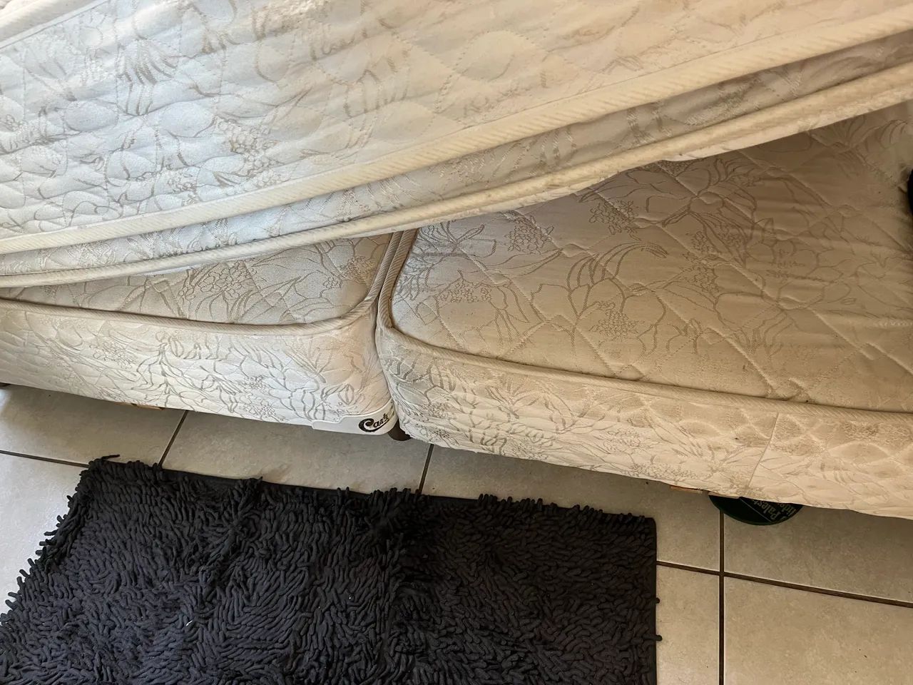 Cama Box Queen com molas no Box (dá pra usar até sem colchão) - Foto 5