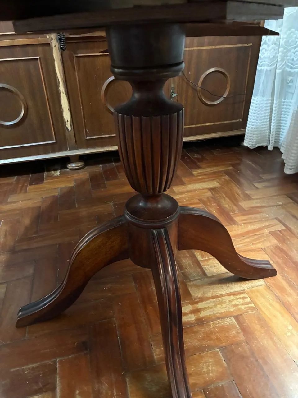 Conjunto móveis Carrara mesa e cadeiras  - Foto 2