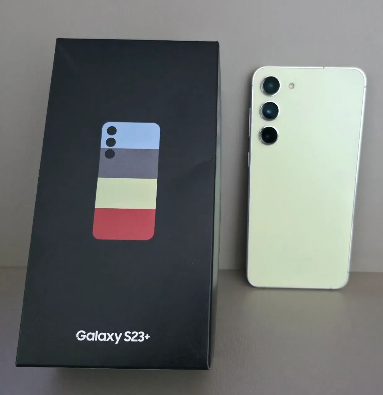 Galaxy S23+(Plus) 512GB Lima - excelente estado - Foto 4