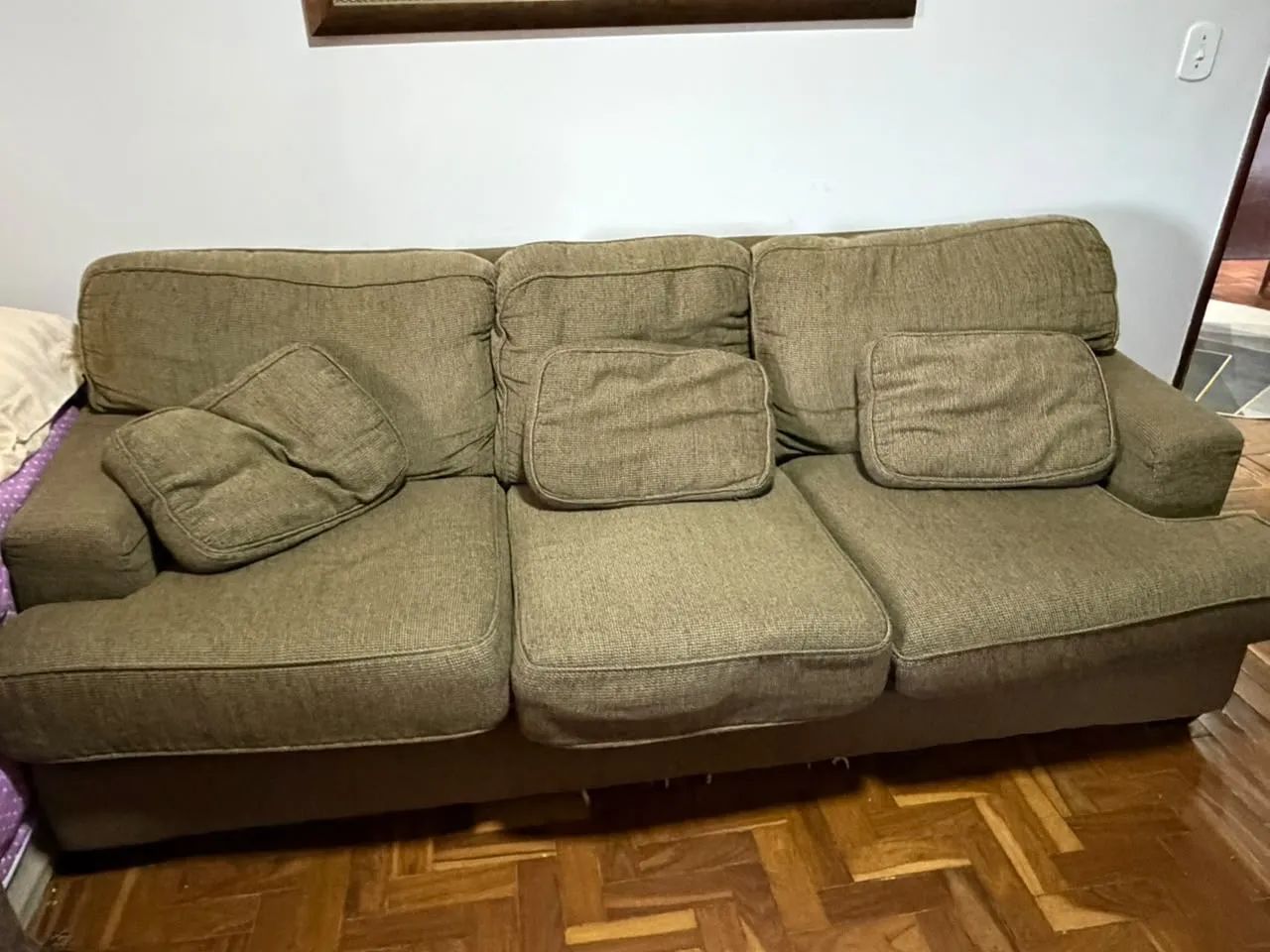 Sofá 3 lugares 