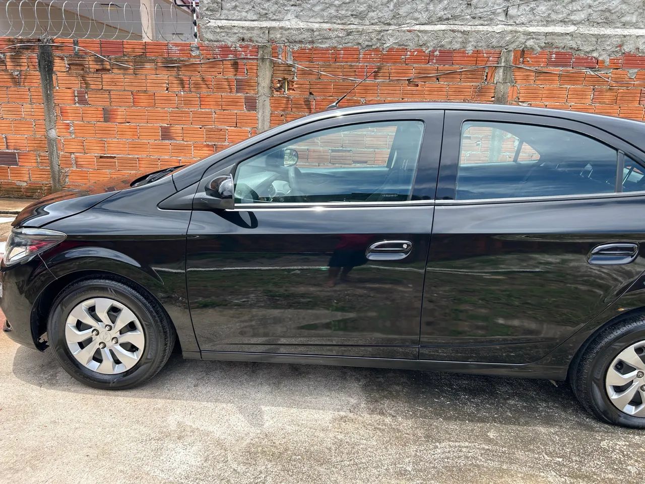 Chevrolet Onix ONIX HATCH Joy 1.0 8V Flex 5p Mec. 2019